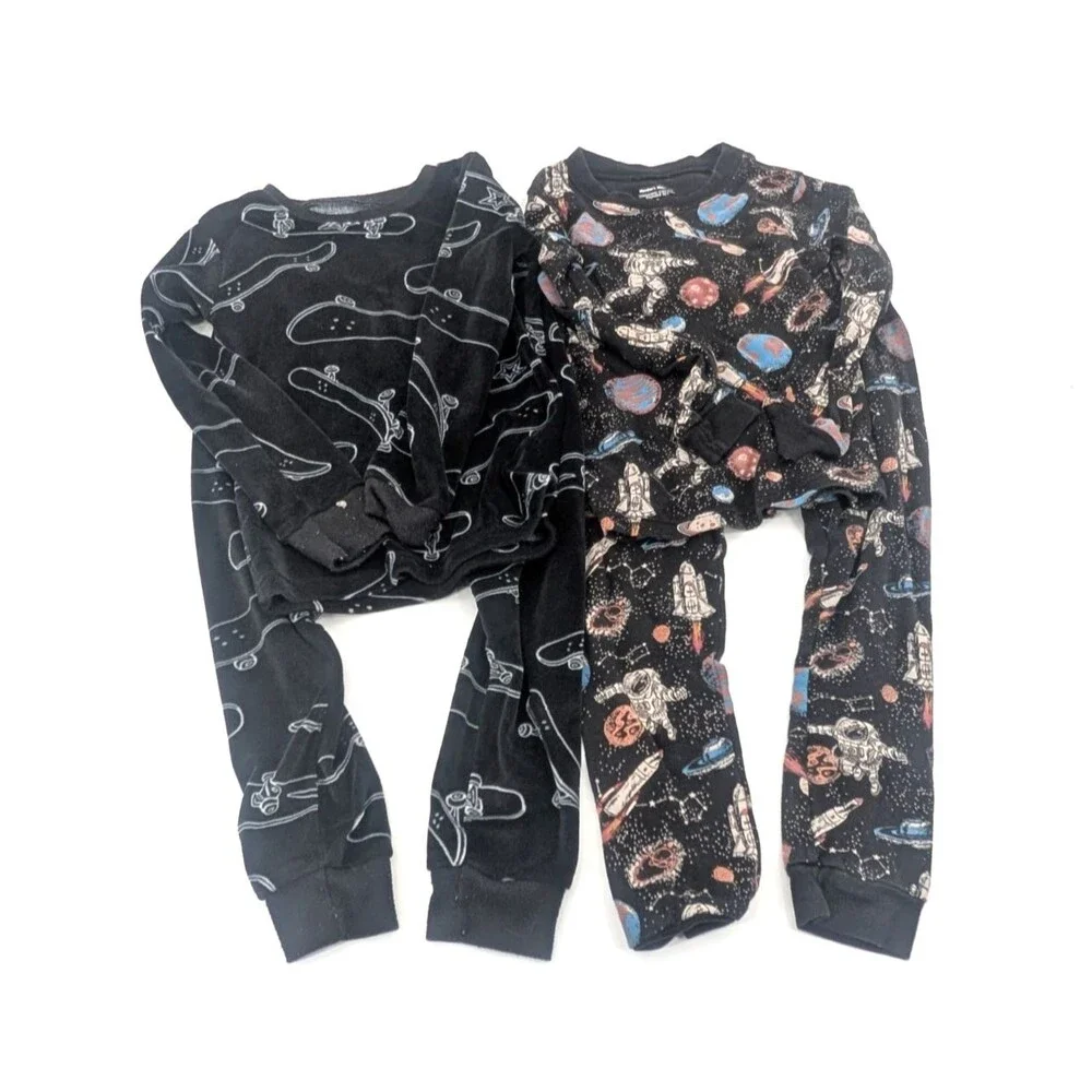 Space Astronaut Skate Board Black Toddler Pajamas Long Sleeve Lot of 2 Size 4